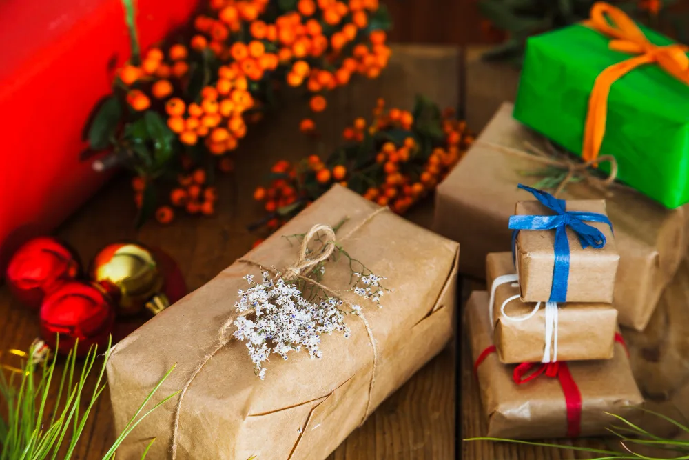 Festive & Seasonal Gifts 